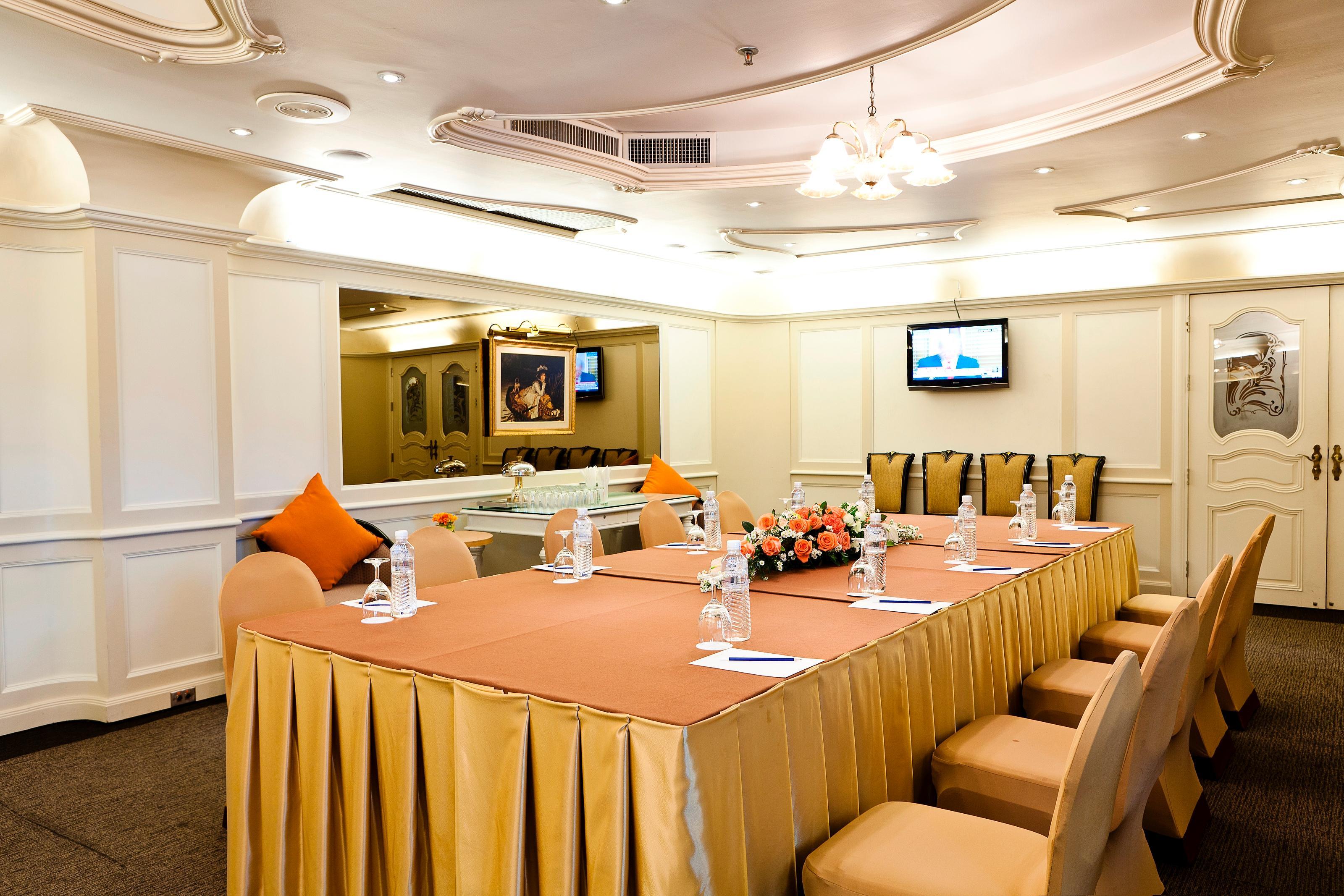 בנגקוק Royal Princess Larn Luang - Sha Extra Plus מראה חיצוני תמונה